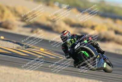 media/Nov-17-2024-CVMA (Sun) [[1fec520723]]/Race 17-Amateur Supersport Middleweight/